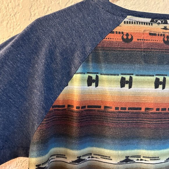 Star Wars X On The Byas Shirt Mens Small Raglan 3/4 Sleeve Darth Vader Henley - Picture 4 of 8